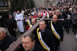 Droga Krzyżowa ulicami Wąbrzeźna