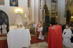Liturgia Męki Pańskiej z bp. Wiesławem Śmiglem