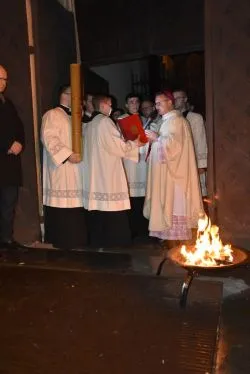 Wigilia Paschalna w toruńskiej katedrze