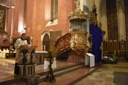 Wigilia Paschalna w toruńskiej katedrze