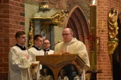 Wigilia Paschalna w toruńskiej katedrze