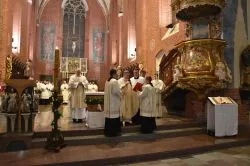 Wigilia Paschalna w toruńskiej katedrze