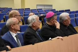 Międzynarodowa konferencja o poszukiwaniu prawdy