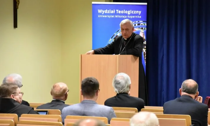 Konferencja o średniowiecznych źródłach liturgicznych na Wydziale Teologicznym