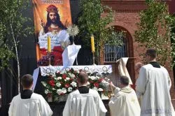 Boże Ciało z bp. Wiesławem Śmiglem