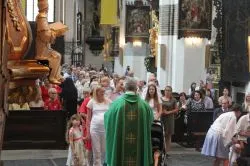 Marsz dla życia i rodziny w Toruniu - Msza św.