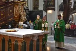 Marsz dla życia i rodziny w Toruniu - Msza św.