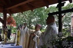 Koronacja wizerunku Matki Bożej Brzemiennej w Chełmoniu