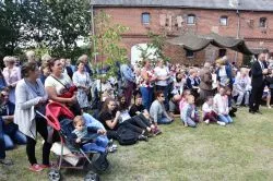 Koronacja wizerunku Matki Bożej Brzemiennej w Chełmoniu