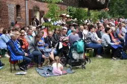 Koronacja wizerunku Matki Bożej Brzemiennej w Chełmoniu