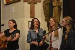 Msza św. podczas Song of Songs