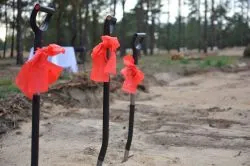 Poświęcenie terenu pod budowę w toruńskiej parafii św. Andrzeja