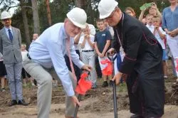 Poświęcenie terenu pod budowę w toruńskiej parafii św. Andrzeja