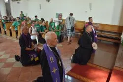 Bp Wiesław odwiedził pielgrzymów