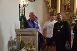 Bp Wiesław odwiedził pielgrzymów