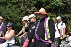Bp Wiesław odwiedził pielgrzymów