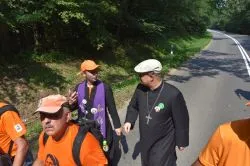 Bp Wiesław odwiedził pielgrzymów