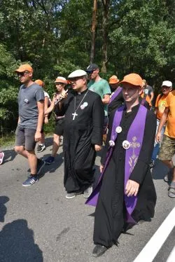 Bp Wiesław odwiedził pielgrzymów