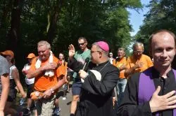 Bp Wiesław odwiedził pielgrzymów