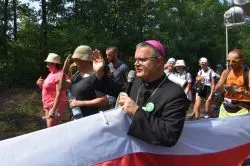 Bp Wiesław odwiedził pielgrzymów