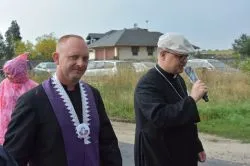 Bp Wiesław odwiedził pielgrzymów