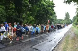 Bp Wiesław odwiedził pielgrzymów