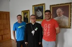 Bp Wiesław odwiedził pielgrzymów