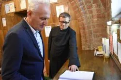 Wręczenie nagrody im. ks. Janusza Pasierba