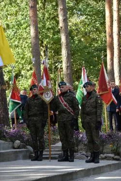 Uroczystości patriotyczne w Raciniewie