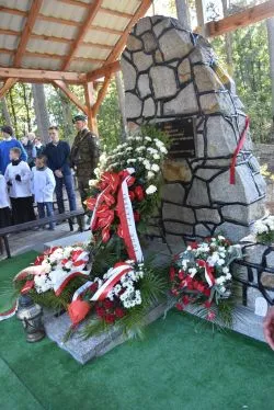 Uroczystości patriotyczne w Raciniewie