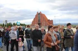 Gwiaździsta Procesja Różańcowa w Unisławiu