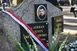 Uroczystość nadania im. bł. ks. Frelichowskiego szkole w Nicwałdzie