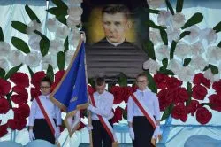 Uroczystość nadania im. bł. ks. Frelichowskiego szkole w Nicwałdzie