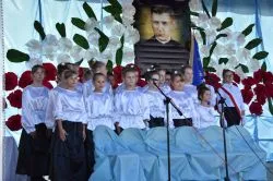 Uroczystość nadania im. bł. ks. Frelichowskiego szkole w Nicwałdzie