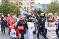 Marsz Wszystkich Świętych w Toruniu