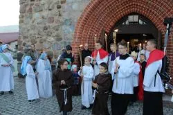 Marsz Wszystkich Świętych w Unisławiu