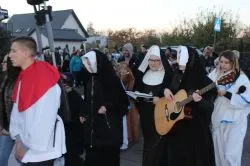 Marsz Wszystkich Świętych w Unisławiu