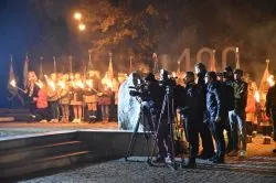 Apel pod pomnikiem marszałka Józefa Piłsudskiego