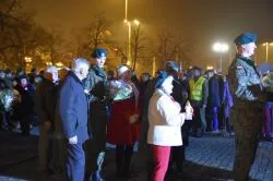Apel pod pomnikiem marszałka Józefa Piłsudskiego