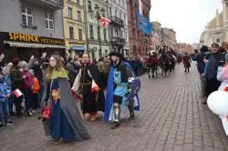 Defilada historyczna w Toruniu