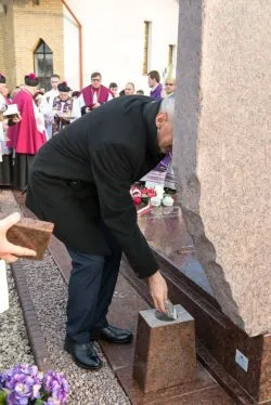 Poświęcenie symbolicznego grobu Błogosławionych Męczenników Działdowskich