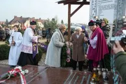 Poświęcenie symbolicznego grobu Błogosławionych Męczenników Działdowskich