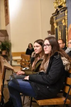 Dialogi na rynku - po co małżeństwo?