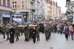 Droga Krzyżowa ulicami Torunia