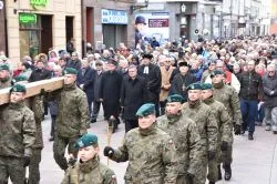 Droga Krzyżowa ulicami Torunia