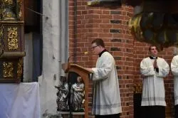 Msza Wieczerzy Pańskiej w toruńskiej katedrze