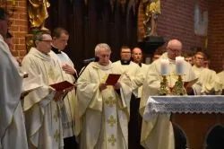 Msza Wieczerzy Pańskiej w toruńskiej katedrze