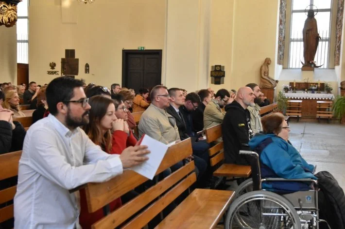 Msza Wieczerzy Pańskiej w kościele akademickim