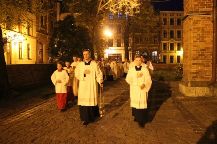 Wigilia Paschalna w toruńskiej katedrze