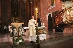 Wigilia Paschalna w toruńskiej katedrze